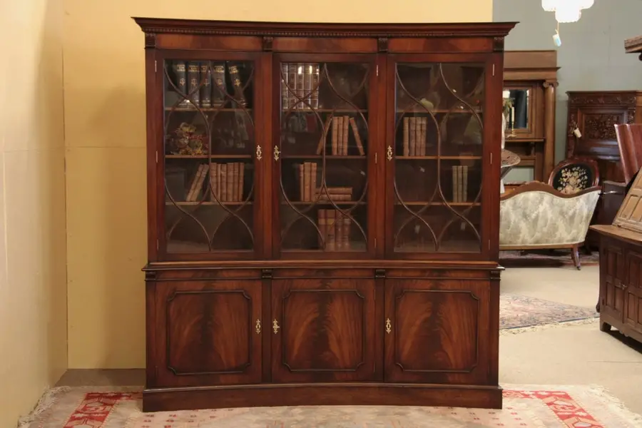 Photo of Georgian Curved Mahogany Bookcase