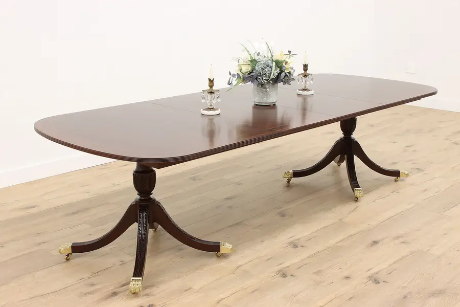 Photo of Georgian Design Vintage Banded Mahogany Dining Table, 2 Leaves, Councill