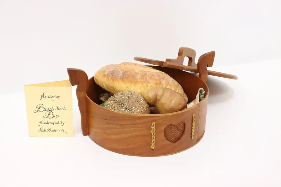 Photo of Norwegian Vintage Folk Art Keepsake Jewelry Box, Signed