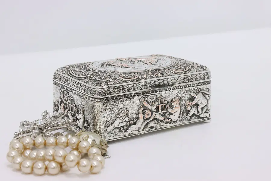 Photo of Victorian Antique Silverplate Jewelry Trinket Box, Cherubs