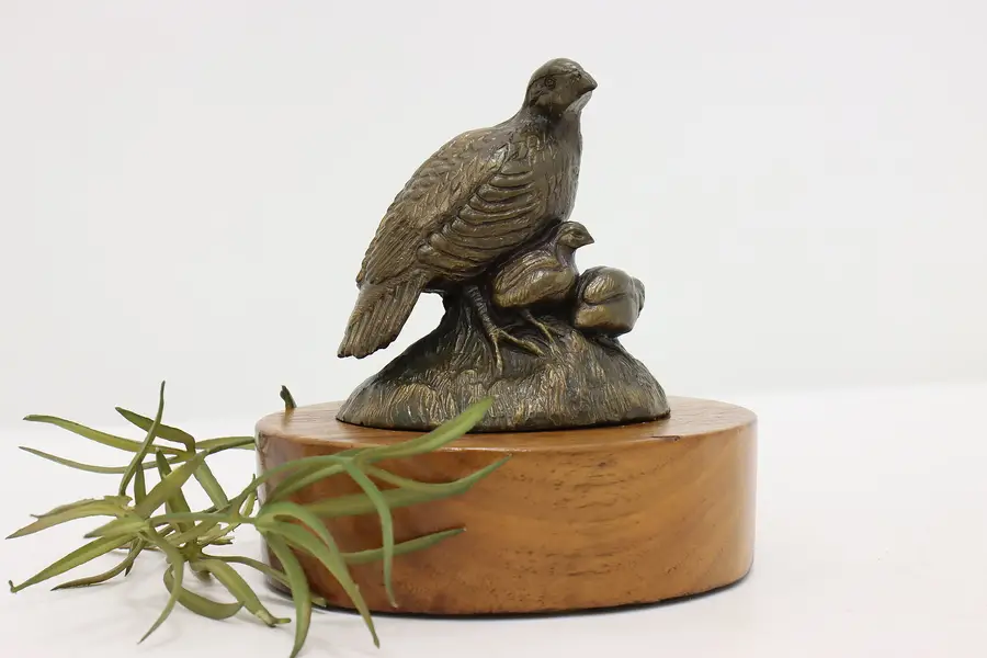 Photo of Quails Statue Vintage Bronze Birds Sculpture, Sweeten
