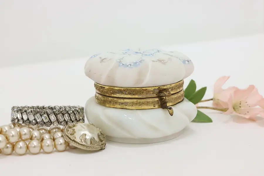 Photo of Victorian Antique Wave Crest Trinket or Jewelry Boudoir Jar