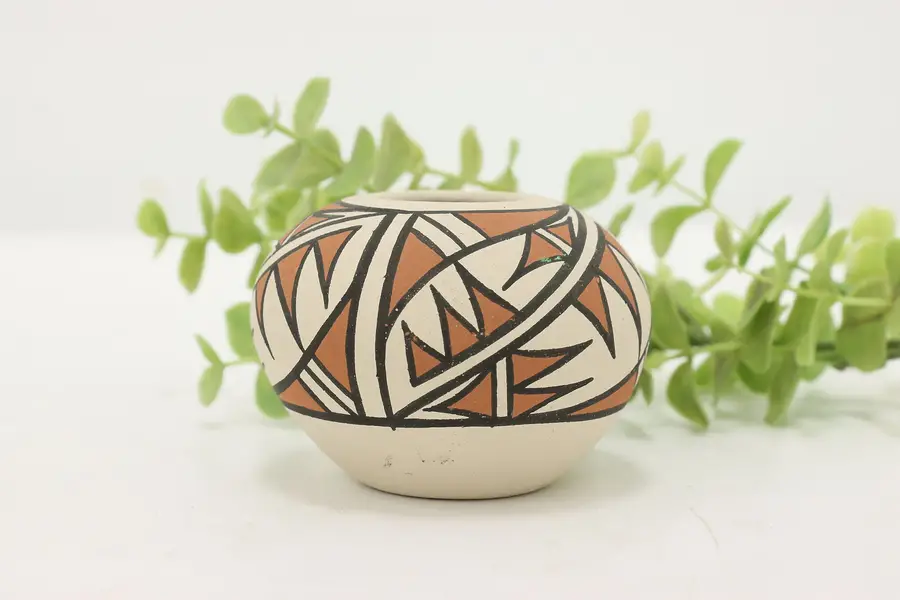 Photo of Native American Pojoaque Pueblo Painted Pottery, Talachy