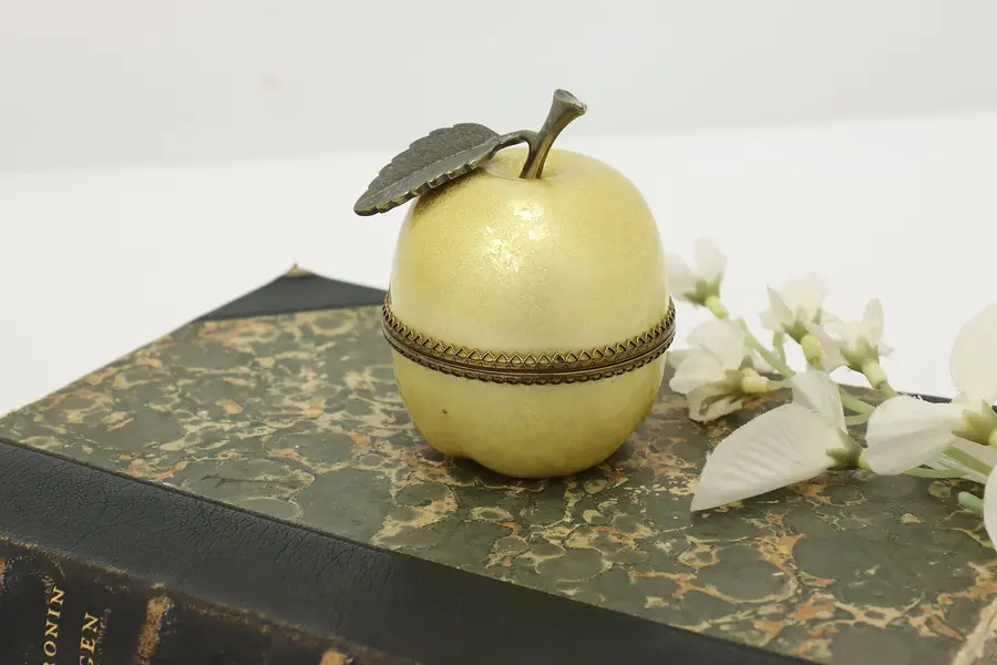 Photo of Evans Vintage Enamel Apple Case w/ Butane Lighter