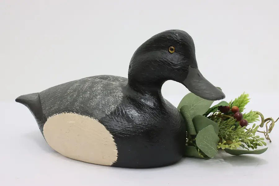 Photo of Farmhouse Vintage Carved Duck Decoy Sculpture, Wetzel