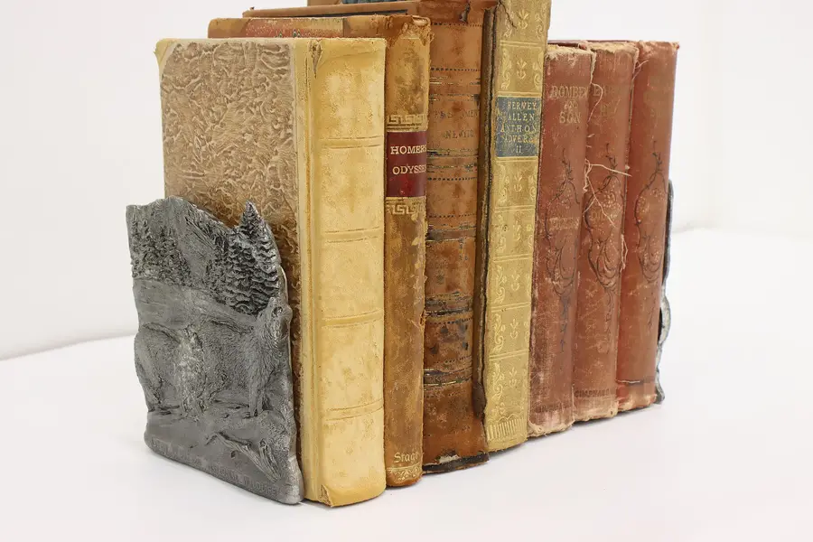 Photo of Pair of Vintage National Wildlife Gray Wolves Bookends