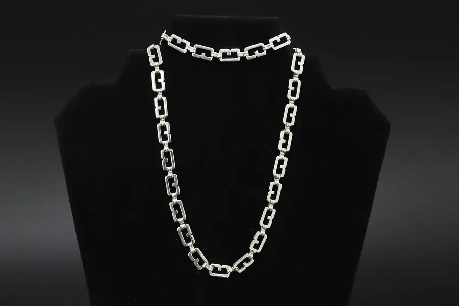 Main image of Givenchy G Link Vintage 16" Necklace & 7" Bracelet Set