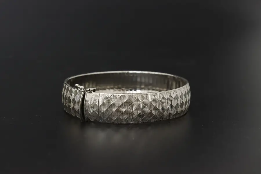 Photo of Italian Textured Sterling Silver 7.5" Bracelet, Lirm