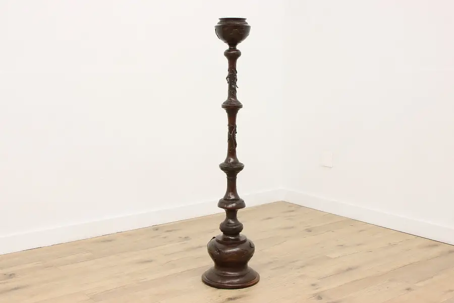 Photo of Japanese Antique Bronze Floor Oil Lamp Base, Cranes