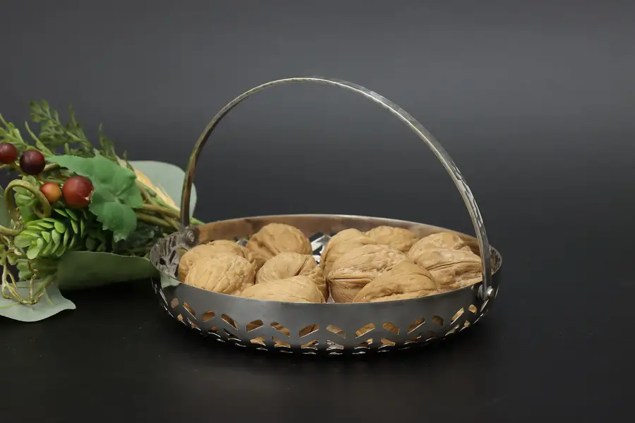 Photo of Silverplate Vintage Basket Candy Nut or Key Dish Apollo