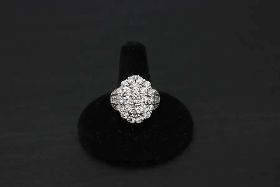 Photo of D'Joy Sterling Silver White Cubic Zirconia Gems Ring Size 6