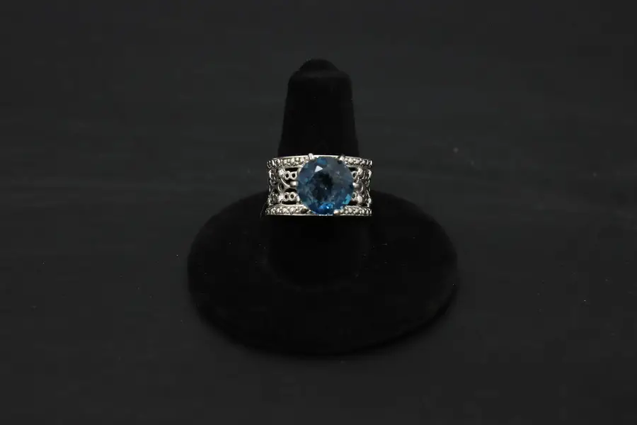Photo of Blue Cubic Zirconia Gemstone & Sterling Silver Ring Size 6