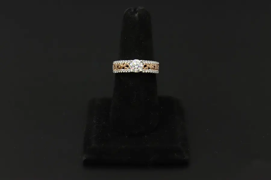 Photo of 925 Silver Two-Tone Filigree Round Stone Pavé Ring STS