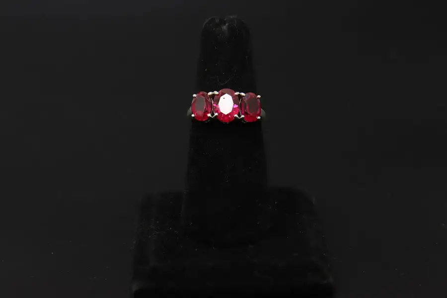 Photo of Sterling Silver Three Stone Pink Cubic Zirconia Ring Size 9