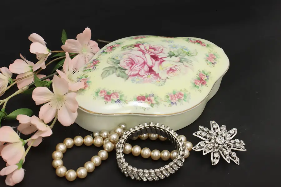 Photo of Traditional Vintage Hand Painted Roses Trinket Jewelry Box
