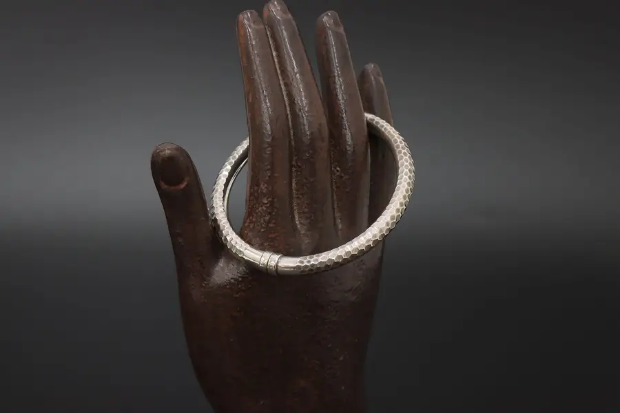 Photo of 925 Thailand Sterling Silver Hammered Bangle Cuff Bracelet
