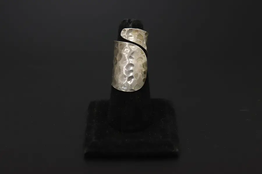Photo of Mexican 925 Sterling Silver Hammered Sculptural Ring – HOB