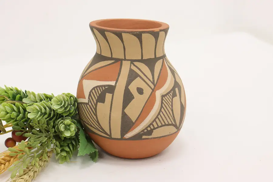 Photo of Southwest Native American Vintage Painted Pottery Chinana