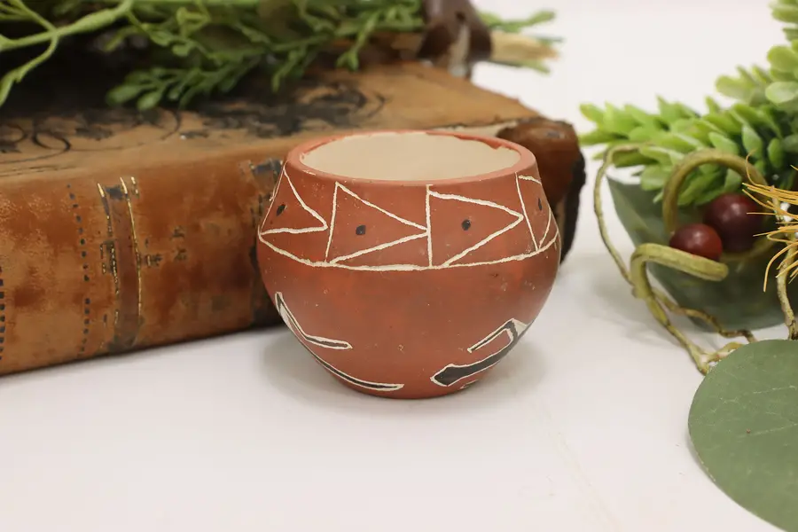 Photo of Native American Vintage Hand Painted Pottery Vase, Beaver