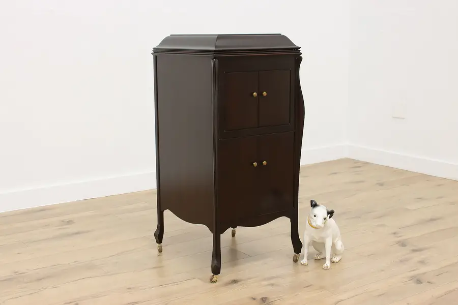 Photo of Victrola Antique Record Player Phonograph Victor VV-80