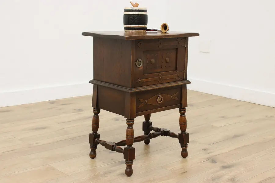 Photo of Tudor Design Antique Oak & Copper Plated Humidor, Daisy
