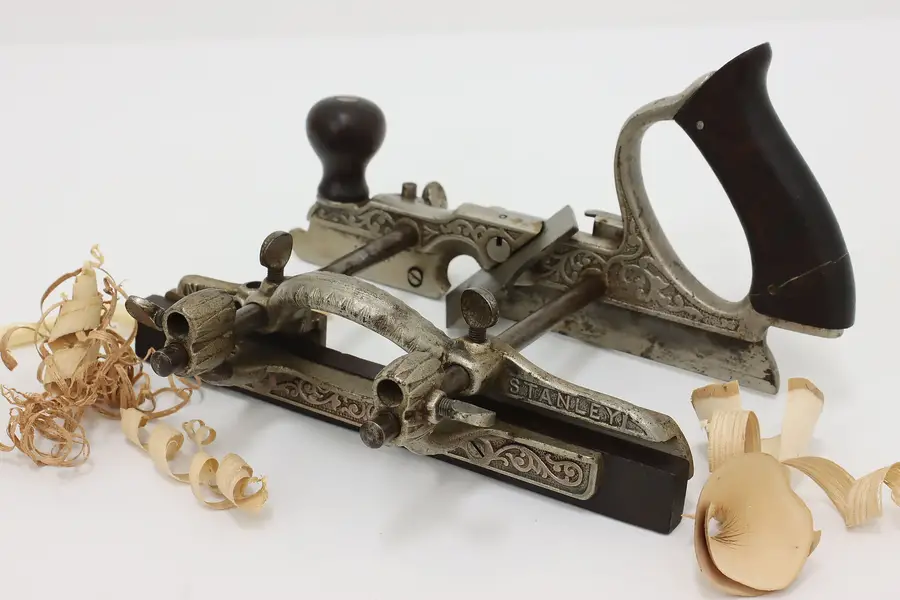 Photo of Farmhouse Antique Woodworker Molding Plane, Stanley #46
