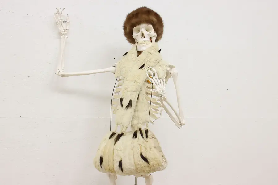 Photo of Ermine Fur Vintage 3 Pc Stole & Hand Muff