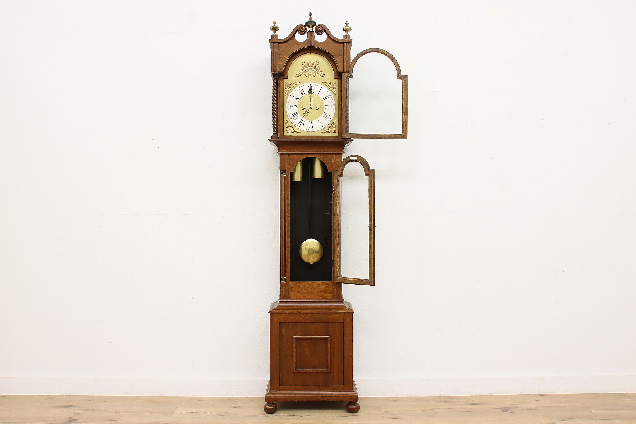 Antique Clocks: A Guide to Value, Styles and Proper Care - Invaluable