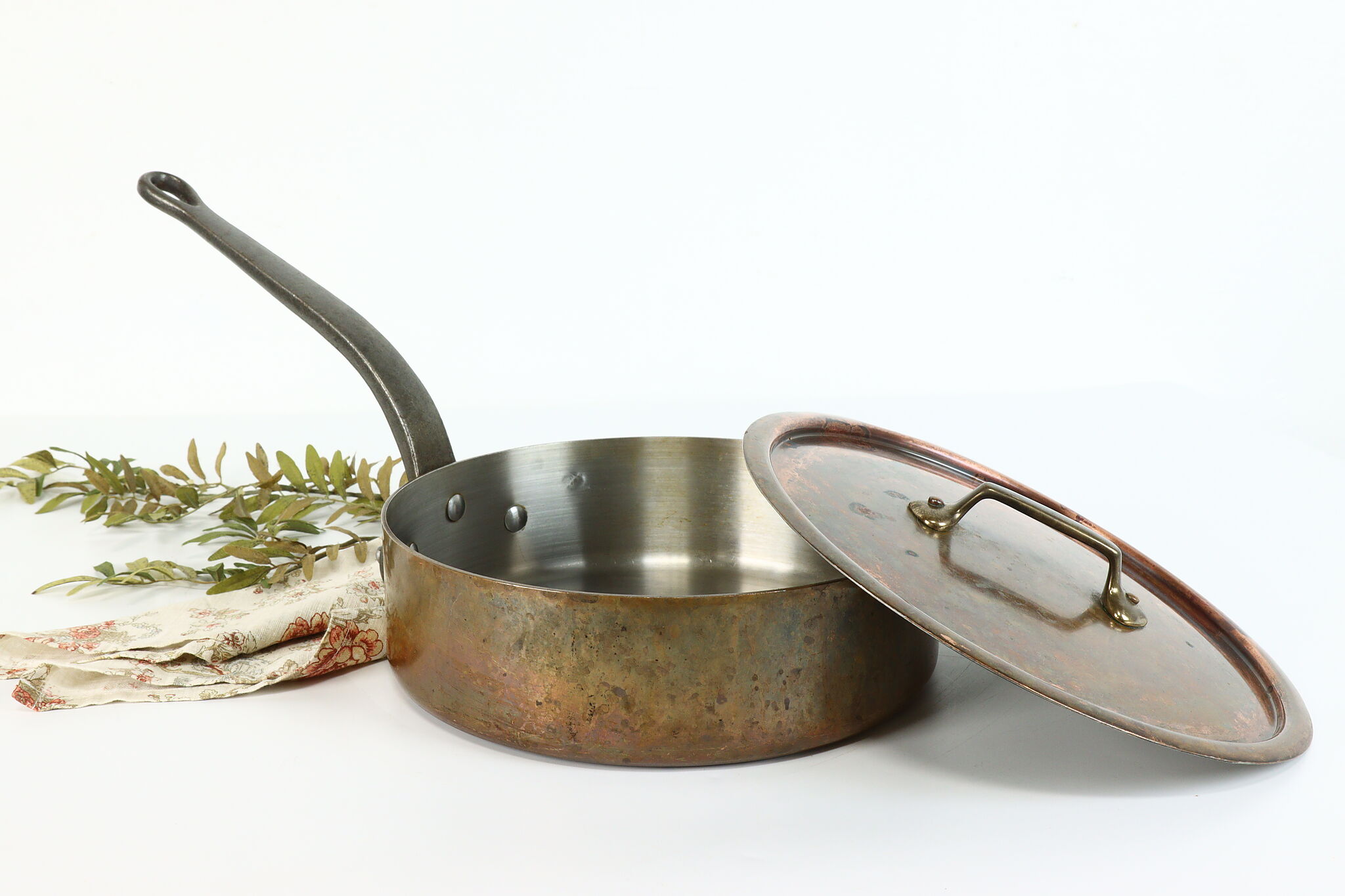 Copper Vintage Farmhouse Skillet Saute Pan, Country Kitchen