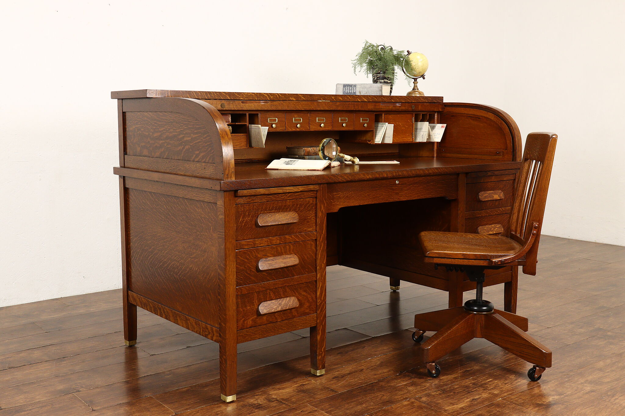Big discount oak desk