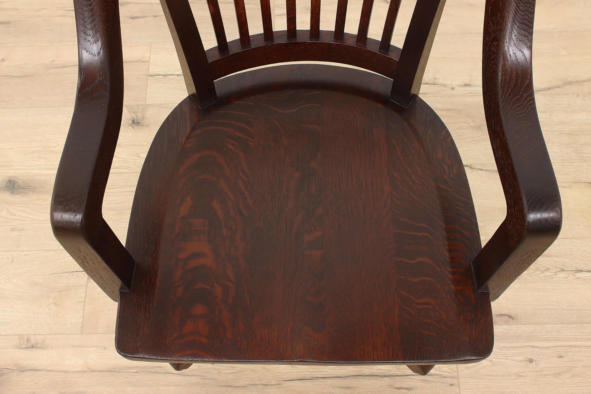 Traditional Antique Adjustable Swivel Office Library Desk Chair, Crocker