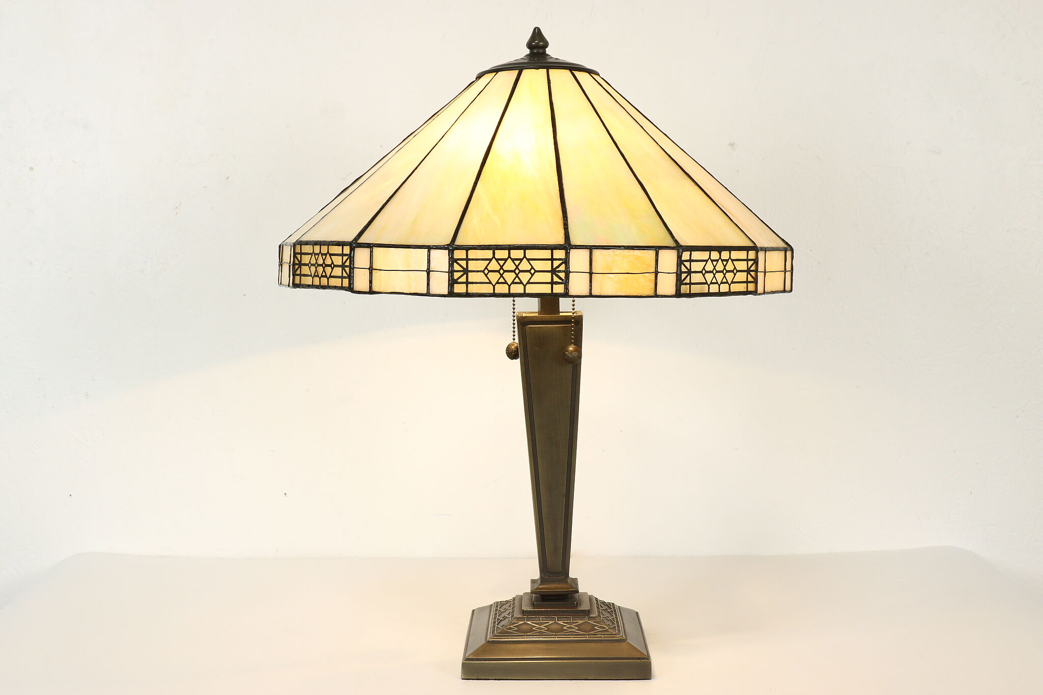 Craftsman Vintage Stained Glass Office or Library Lamp, Dale Tiffany