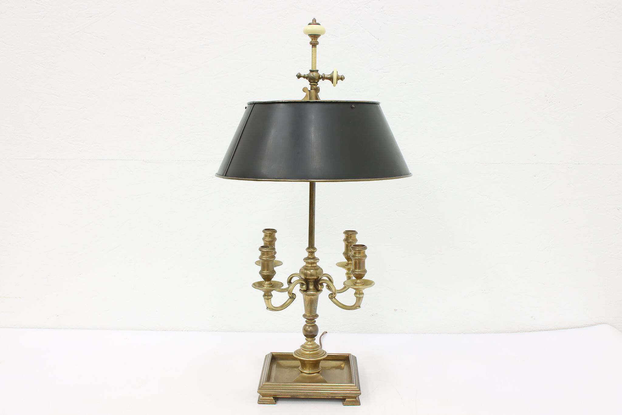 Traditional Bouillotte Vintage Solid Brass Lamp, Toleware Shade