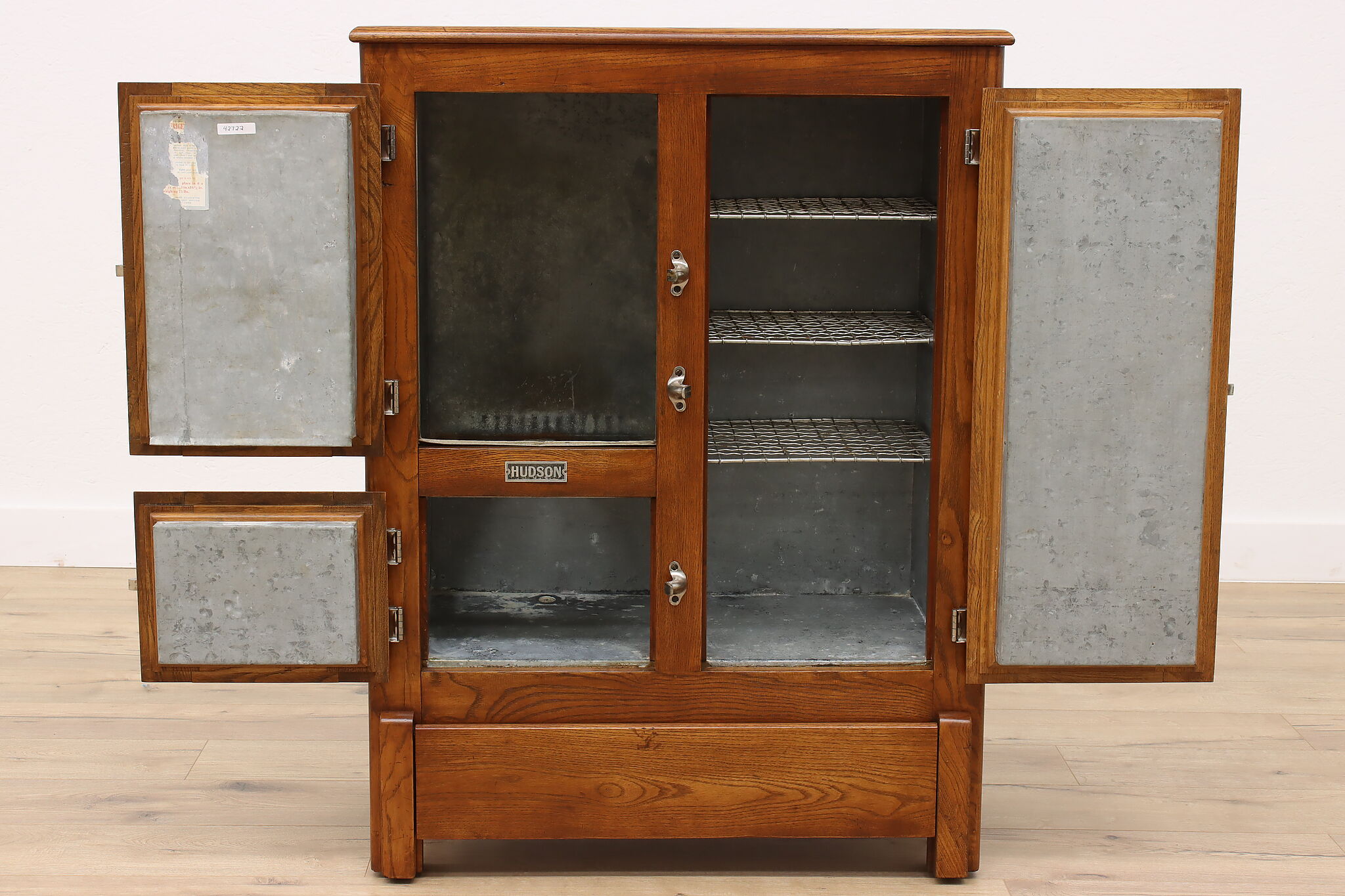 Farmhouse Antique Oak Ice Box Refrigerator Kitchen Pantry Cupboard Hudson
