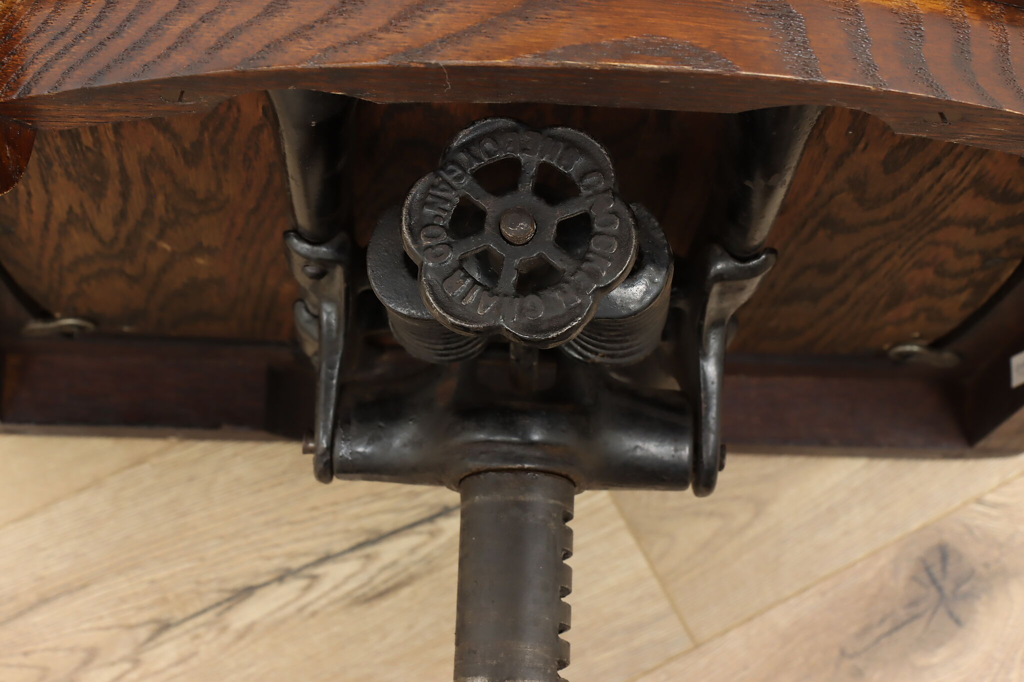 Craftsman Antique Adjustable Swivel Office Leather Desk Chair, Crocker