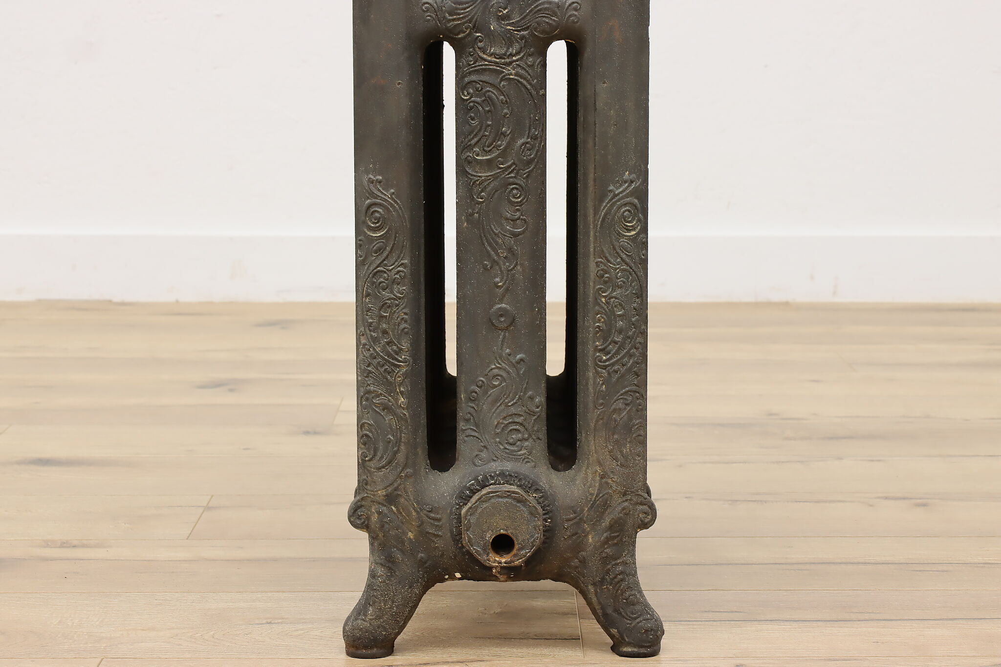 Victorian Antique Cast Iron Salvage Radiator, American