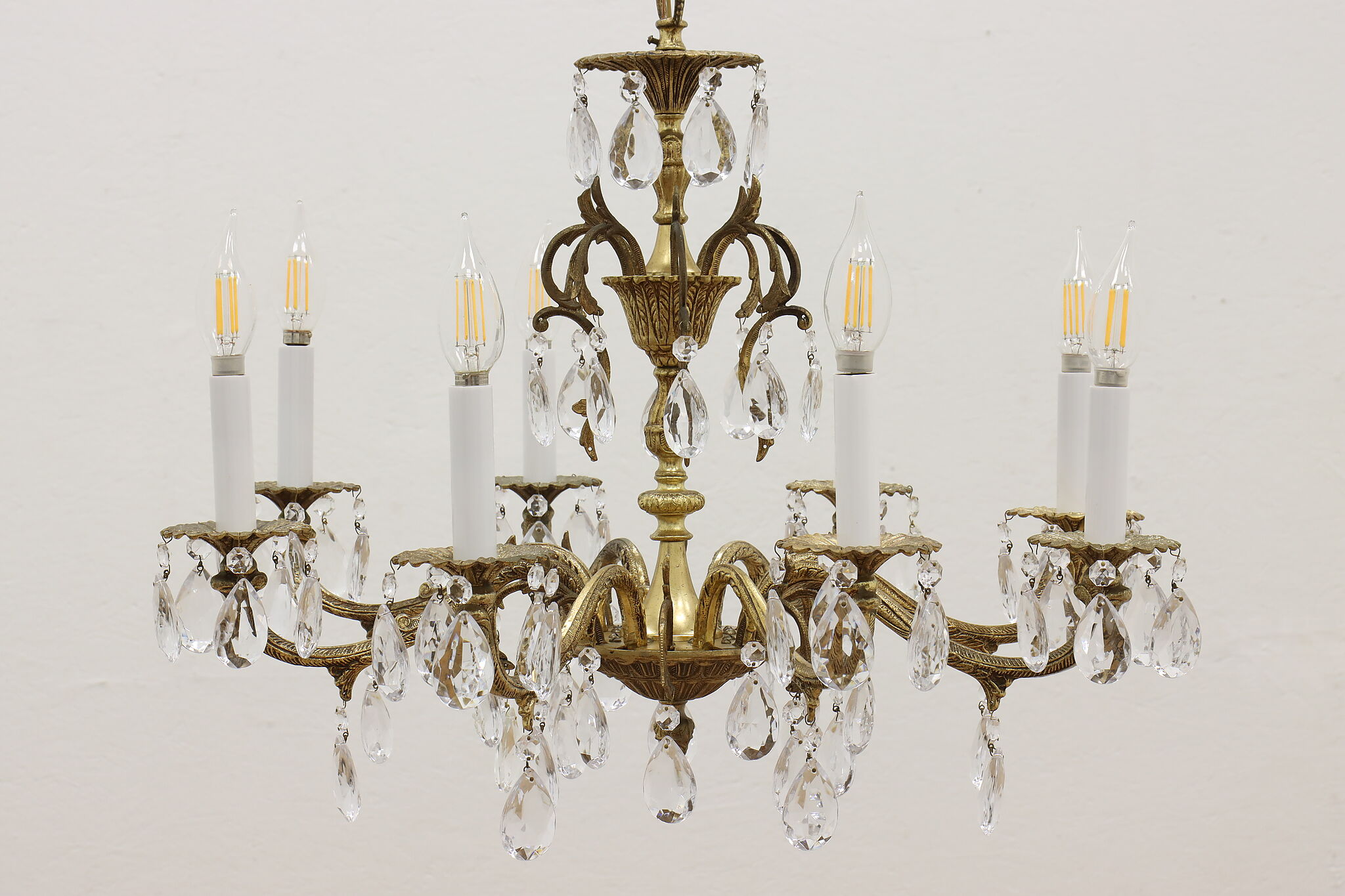 Regency Design Vintage 8 Arm Brass Chandelier, Crystal Prisms