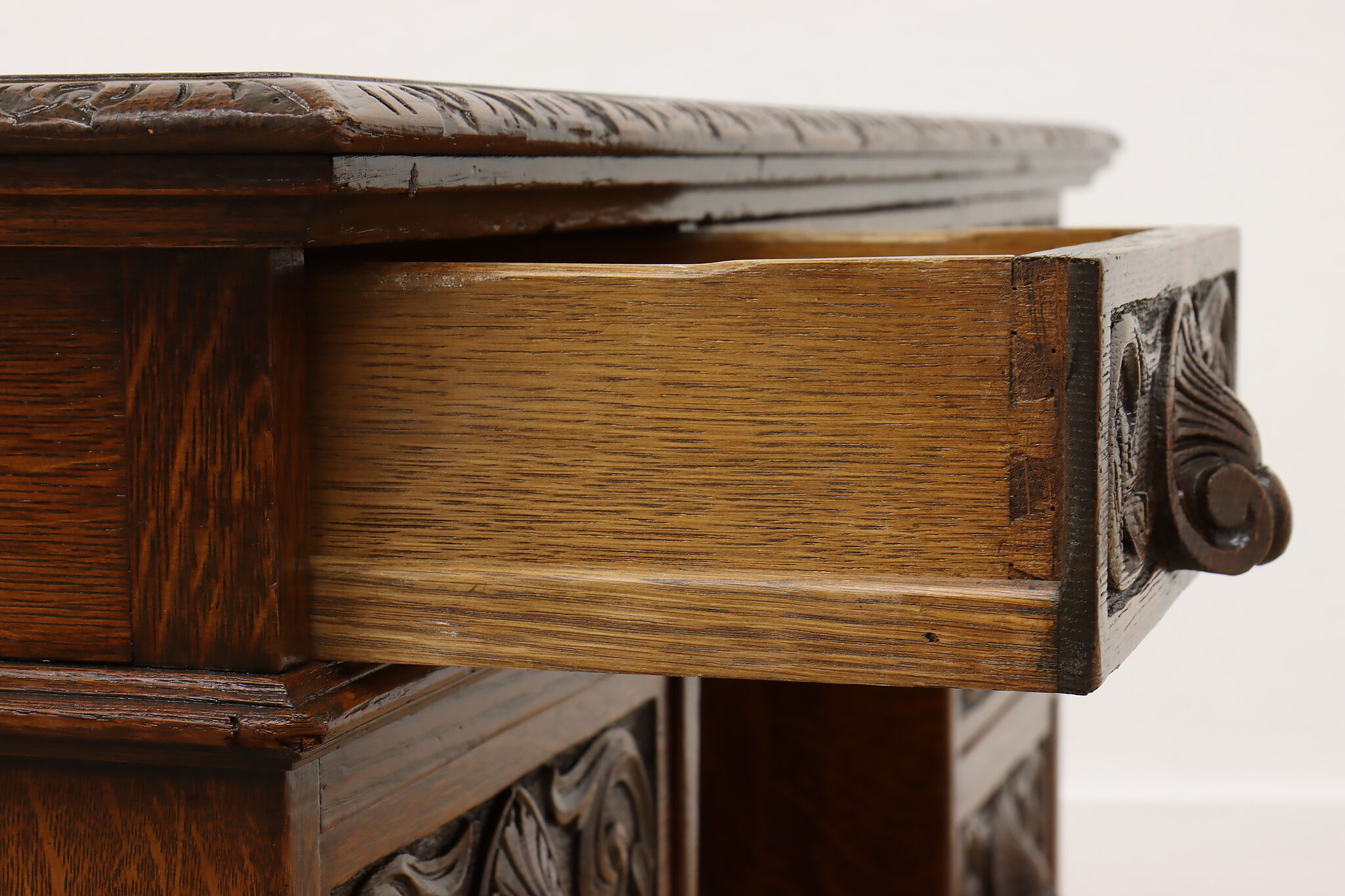 Library Pulls Victorian Oak Antique Office Library Desk, Carved Pulls