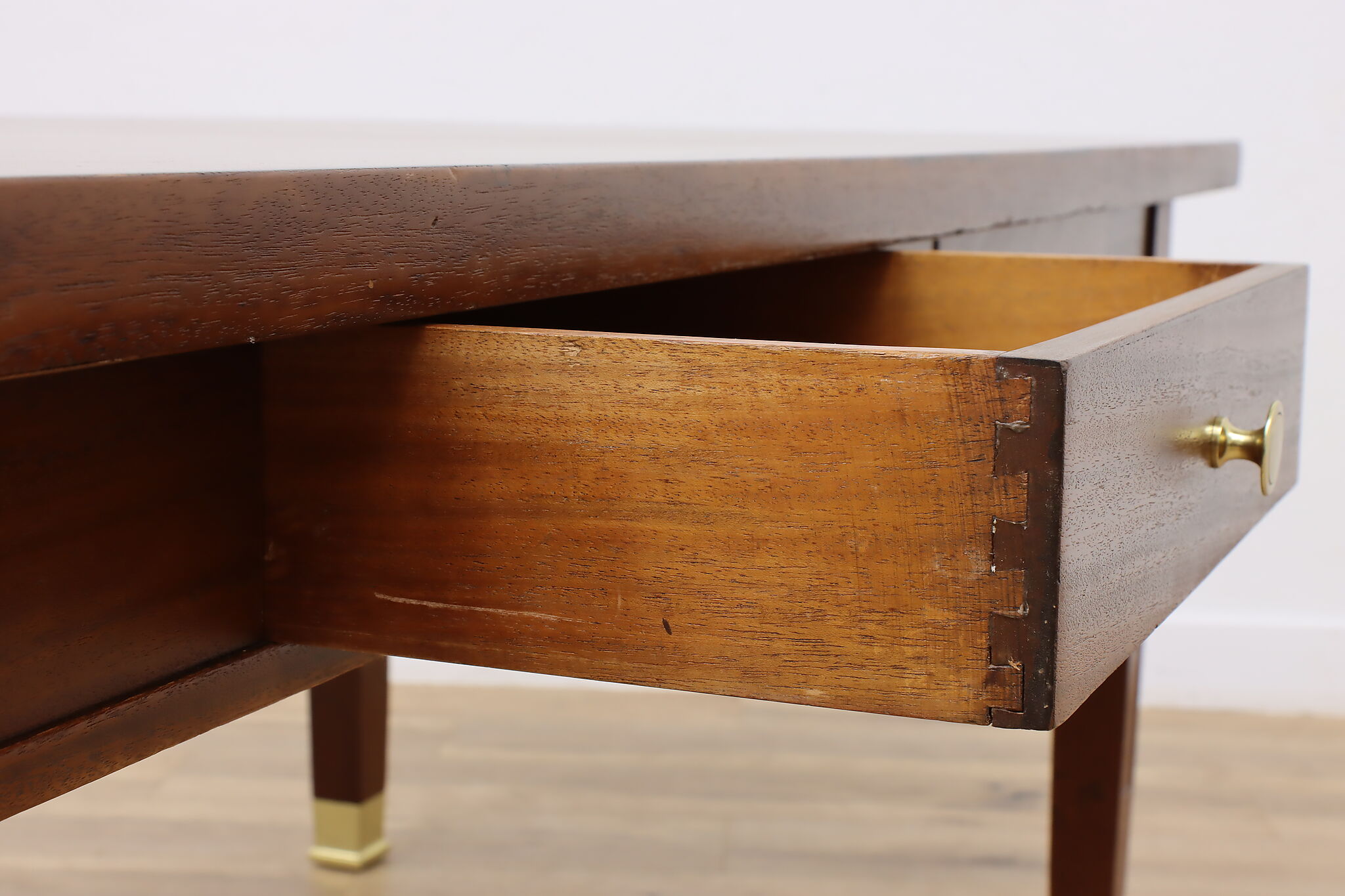 Hardoks Table Traditional Mahogany Antique Library Table or Desk, Horrocks