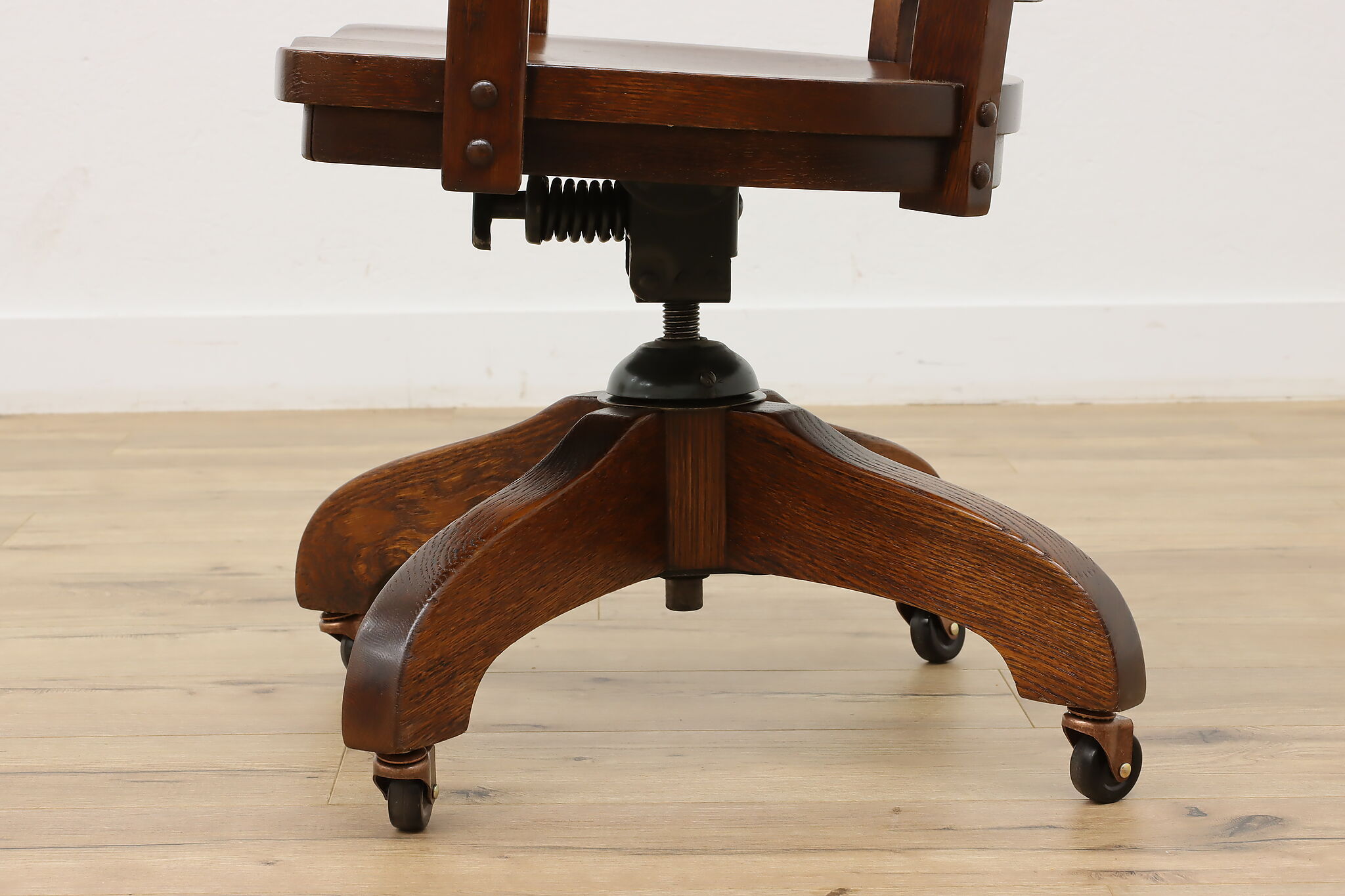 Oak Vintage Swivel Office Library Desk Chair, Gunlocke
