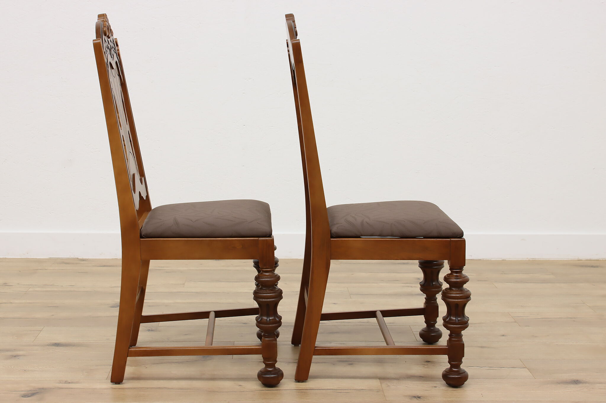 English Tudor Antique Dining Set, Table & Leaf, 6 Chairs