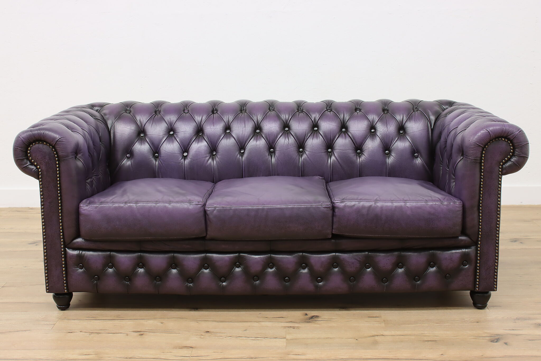 Chesterfield Tufted Purple Leather