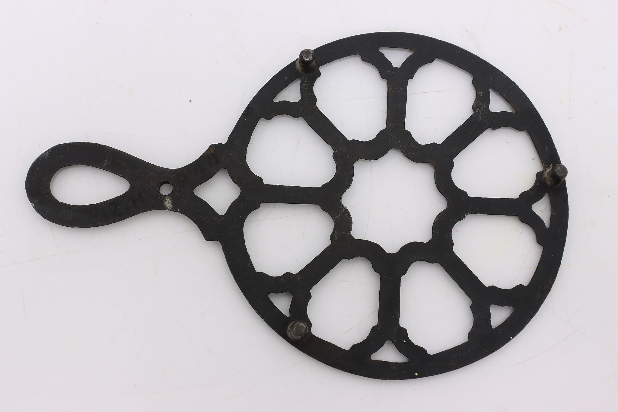 Cast Iron Pot Warmer Trivet - Farmhouse Wares