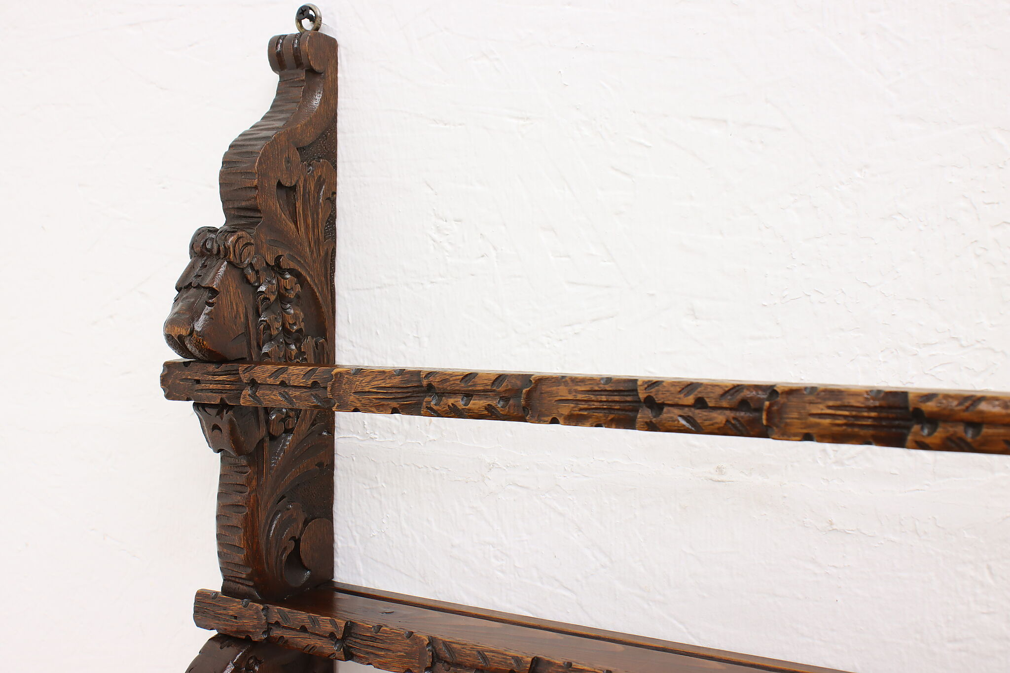 Renaissance Carved Oak Antique Wall Hanging Plate Rack Lions