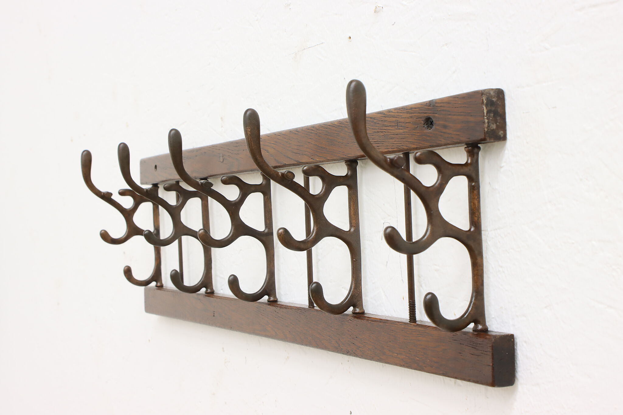 Rustic Cast Iron Coat Hooks 5 Pack Wall Mounted Farmhouse