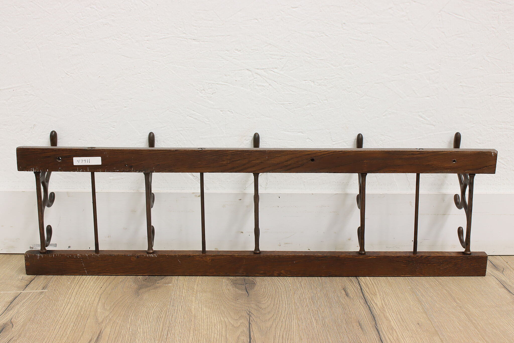 Ironmongery World Solid Oak Wood & Cast Iron Antique Hat & Coat Hook Rail Rack – 9 Sizes Available