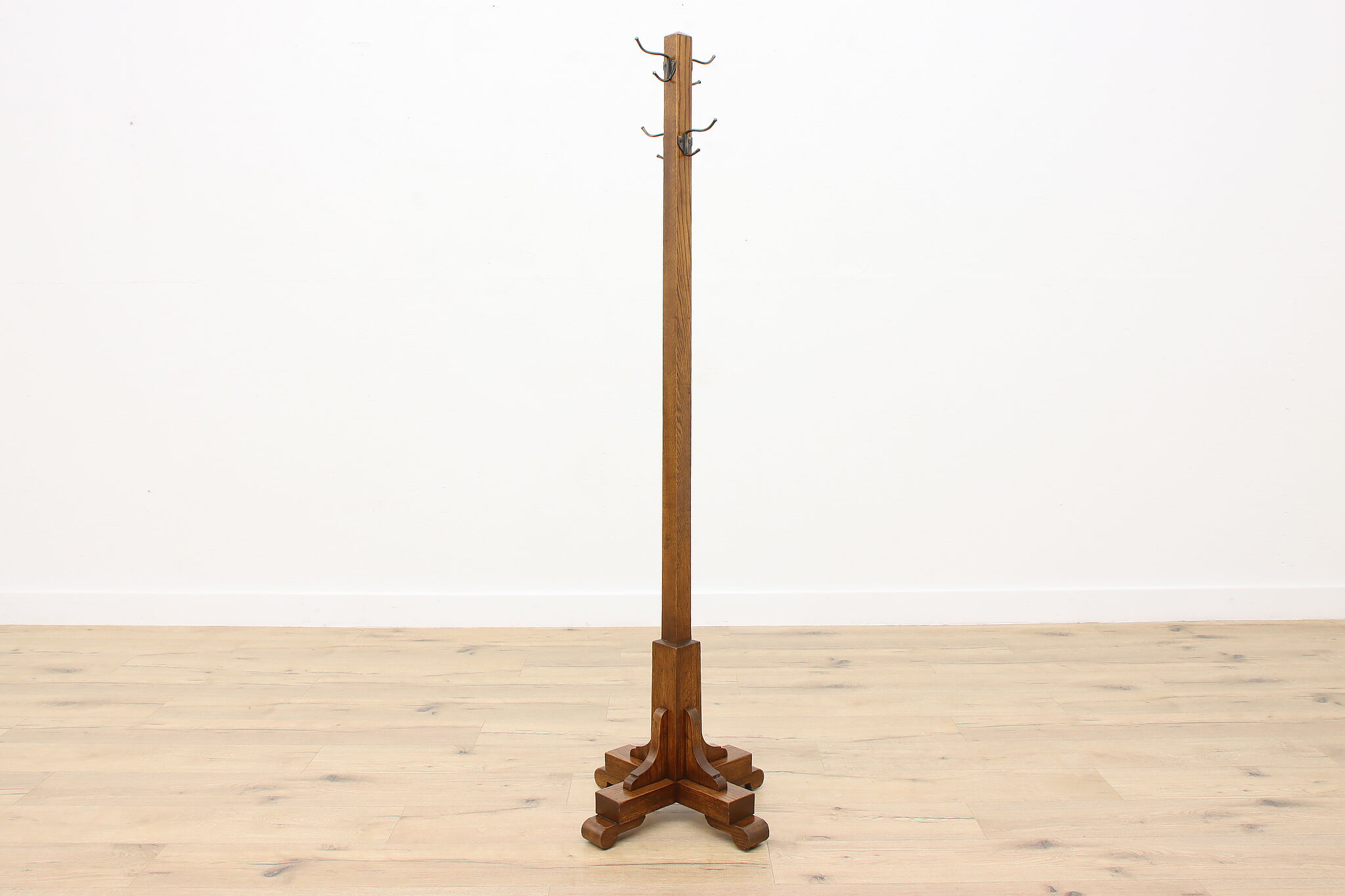 Oak hat stand clearance