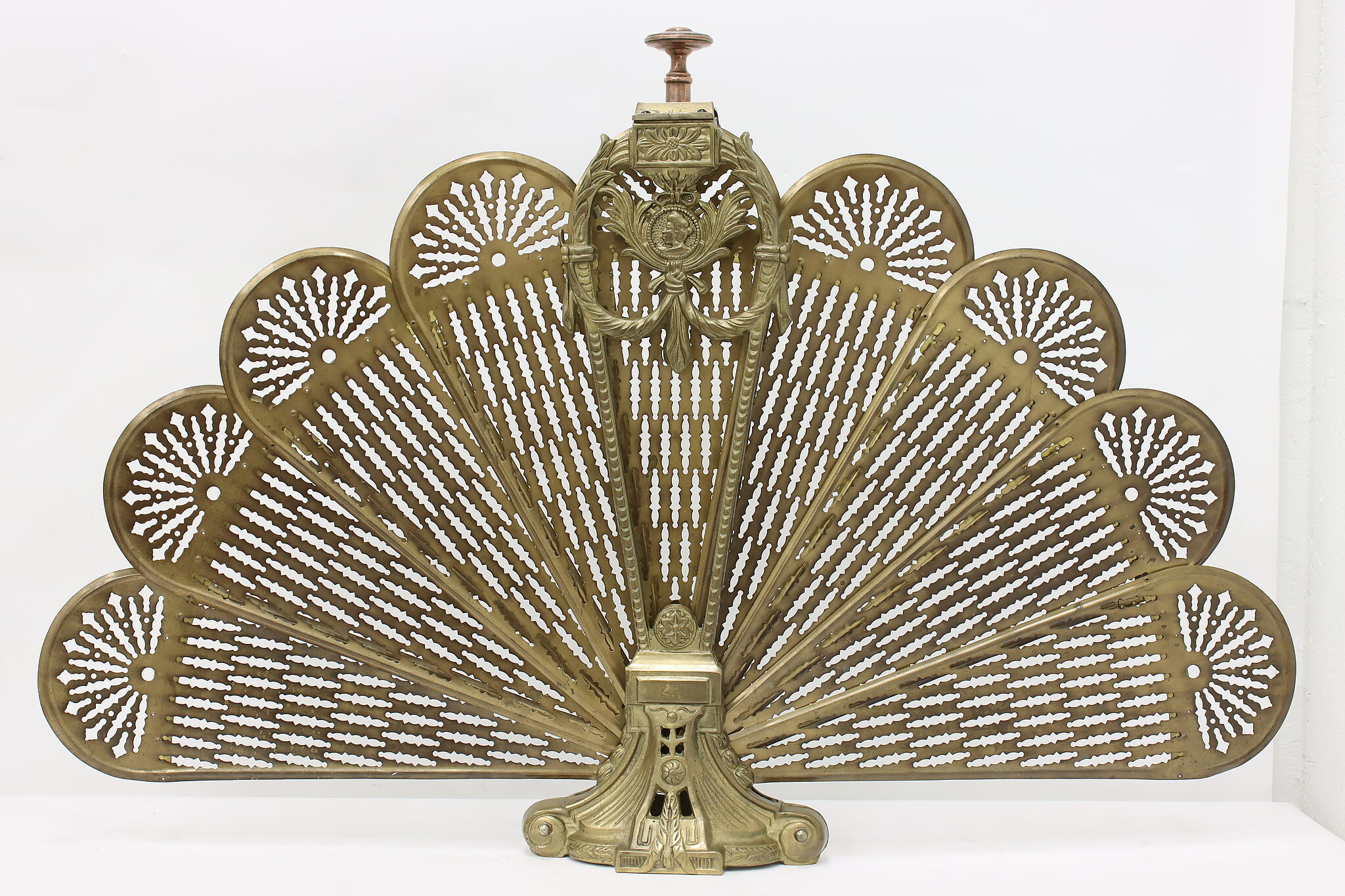 Victorian Design Vintage Brass Fireplace Peacock Fan Screen