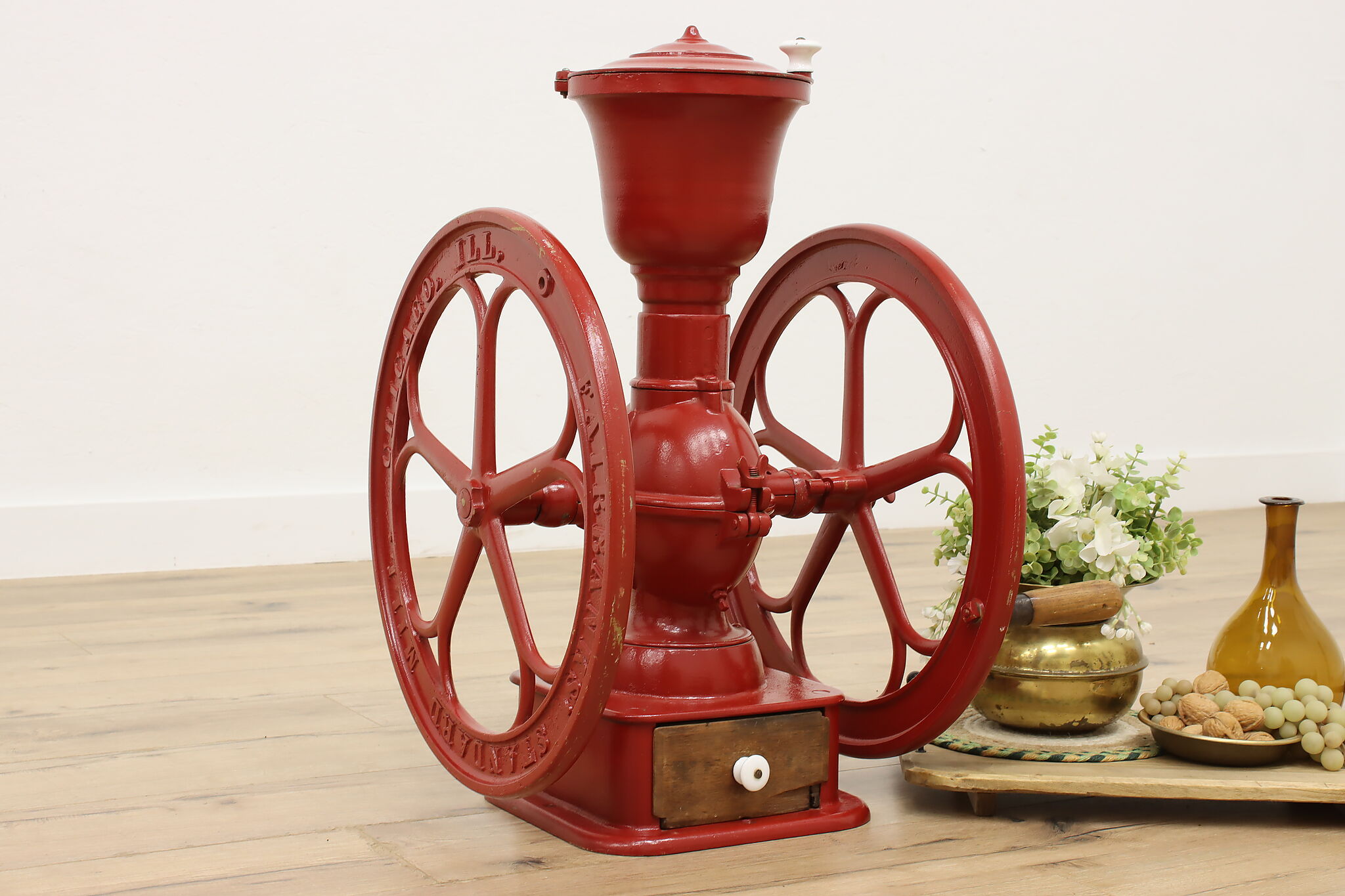 Farmhouse Antique Iron Coffee Mill Grinder, Fairbanks #51051, image size:2048x1365