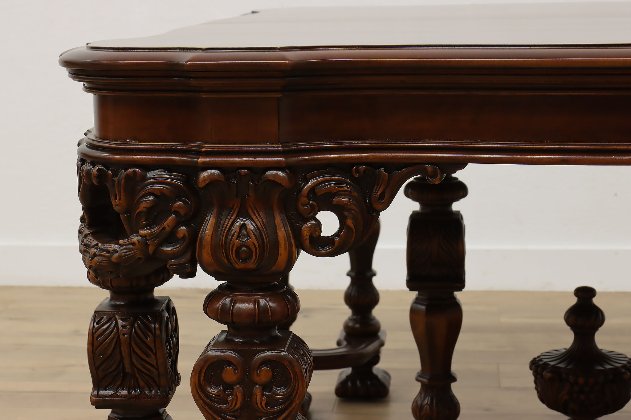 Tudor Antique Carved Mahogany Dining Table Opens 9'